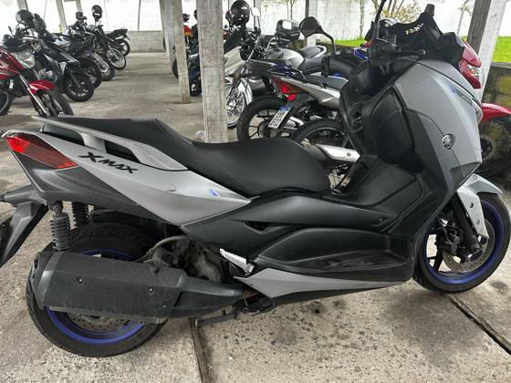 YAMAHA XMAX ABS 